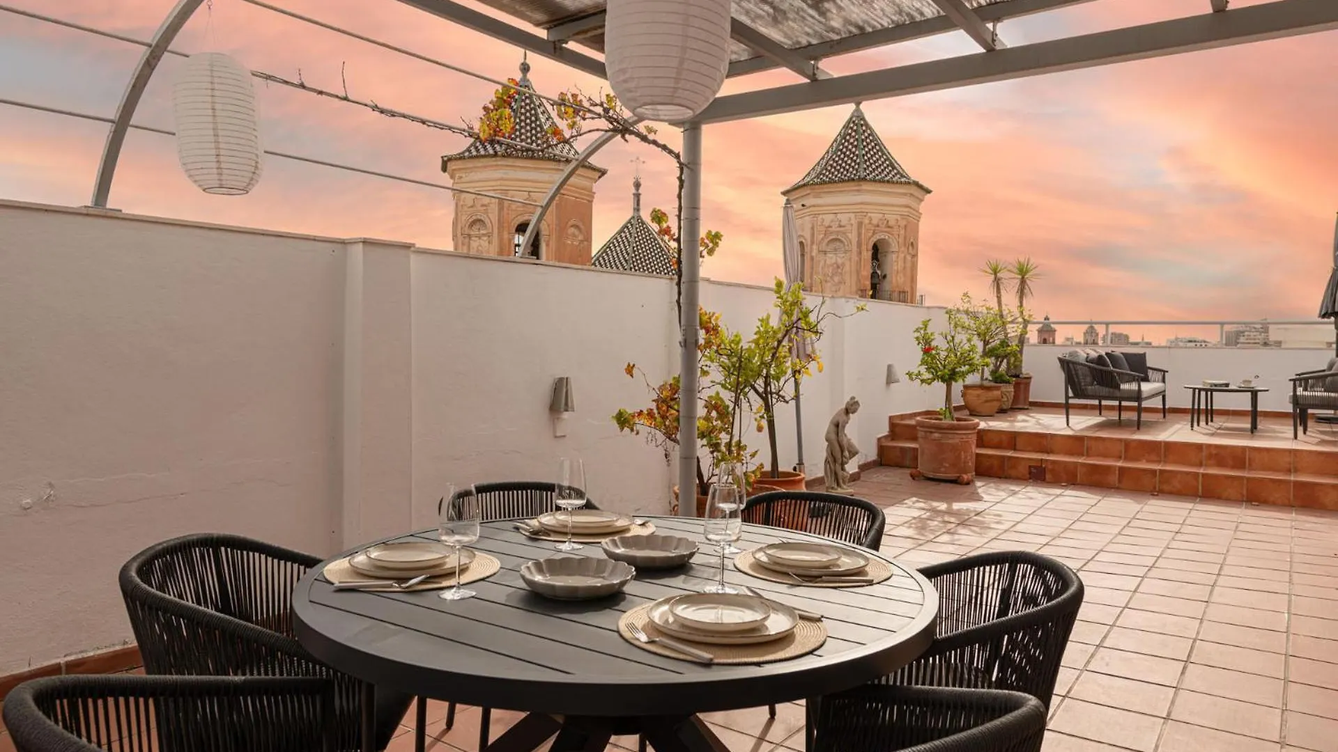 Metropolitan Apartment In Malaga By Solaga Holiday Homes
