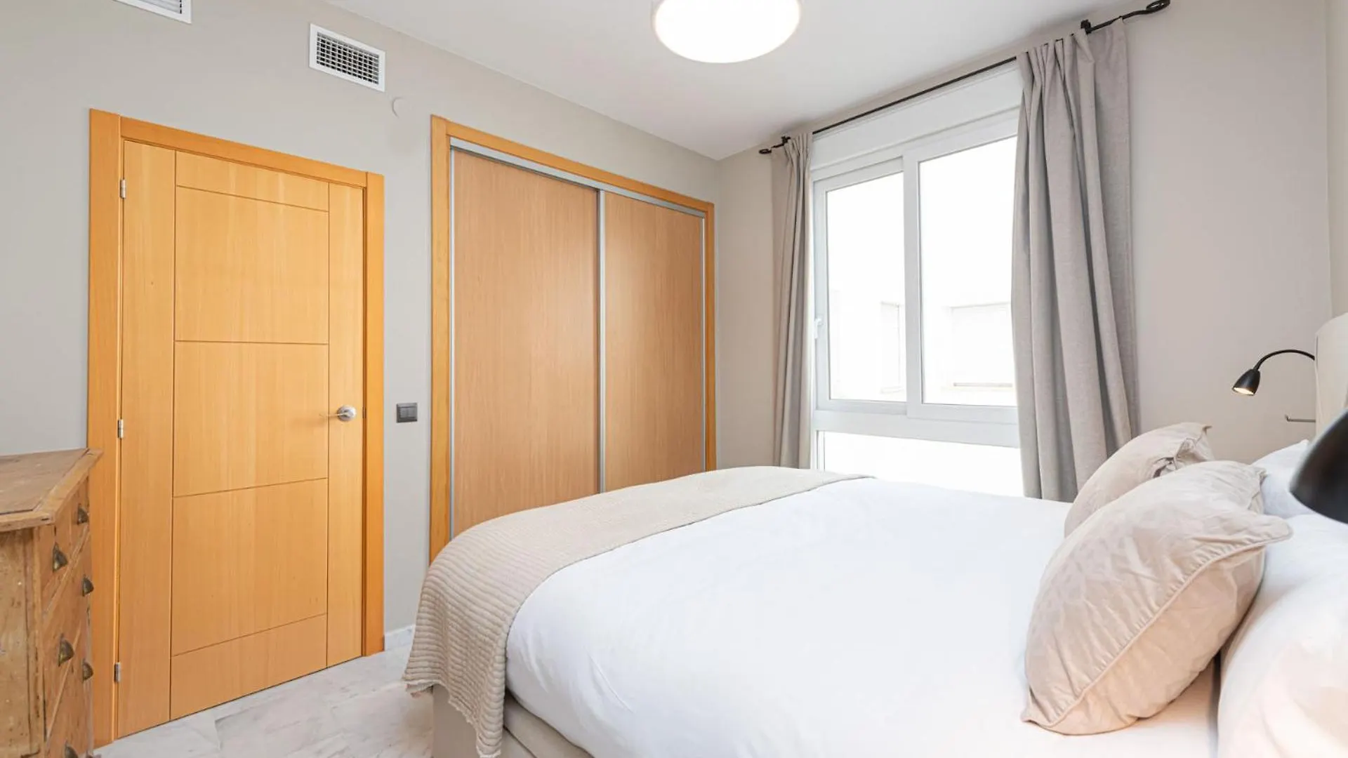 Metropolitan Apartment In Malaga By Solaga Holiday Homes